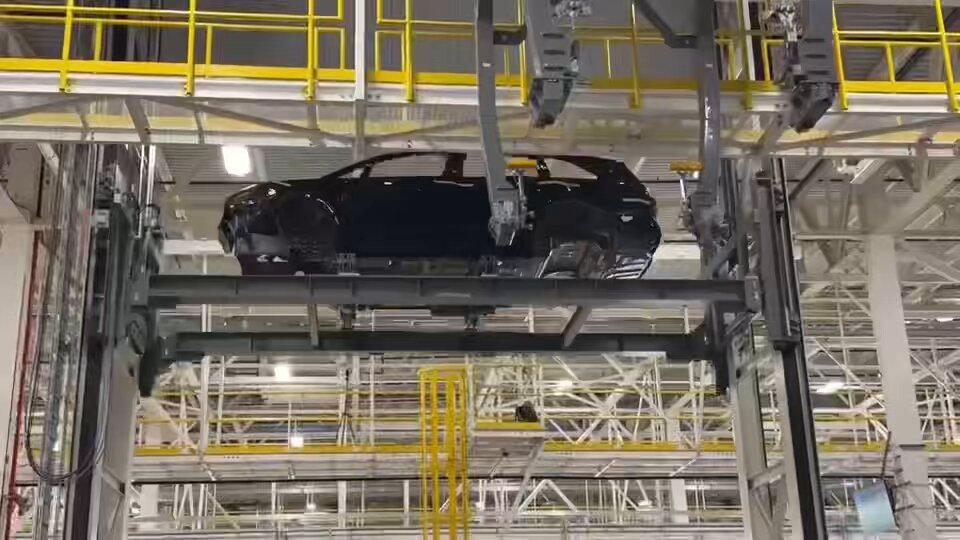 Week 9 -Gravity Pre-production is moving down the&nbsp;line!